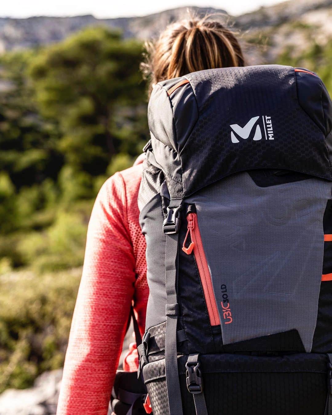 ミレーさんのインスタグラム写真 - (ミレーInstagram)「It’s that time of the year when we start dreaming of these long summer hikes where you can truly feel nature around you. The long time approved Ubic is the ideal backpack to bring with you on these days when you want to bring all the necessary equipment. It’s available in specific women and men shapes but also in various volumes (20L, 30L, 40L, 45L, 50+10L, 60+10L) so there must be one fitting your needs 😉 📷 @stefcande  #MilletRiseUp #hike #hiking #mountainequipment #mountaineering #trek #trekking #backpack #rando #randonnée」5月20日 2時30分 - millet_mountain