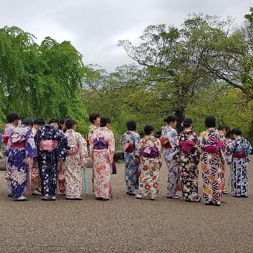 シャルレーヌ・ギニャールさんのインスタグラム写真 - (シャルレーヌ・ギニャールInstagram)「Last day in Kyoto 🎎🍃 #kyoto #japan #holidays #lastday #vacation #ginkakujitemple #ginkakuji #kiyomizuderatemple #yasakashrine #maruyama #zengarden #relax #love」5月20日 4時46分 - charleneguignard