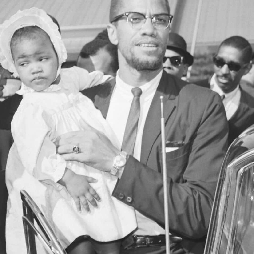 コリン・キャパニックさんのインスタグラム写真 - (コリン・キャパニックInstagram)「Father. Husband. Revolutionary. Legend. Icon. Happy Birthday Malcolm X! Your spirit lives on!」5月20日 4時56分 - kaepernick7