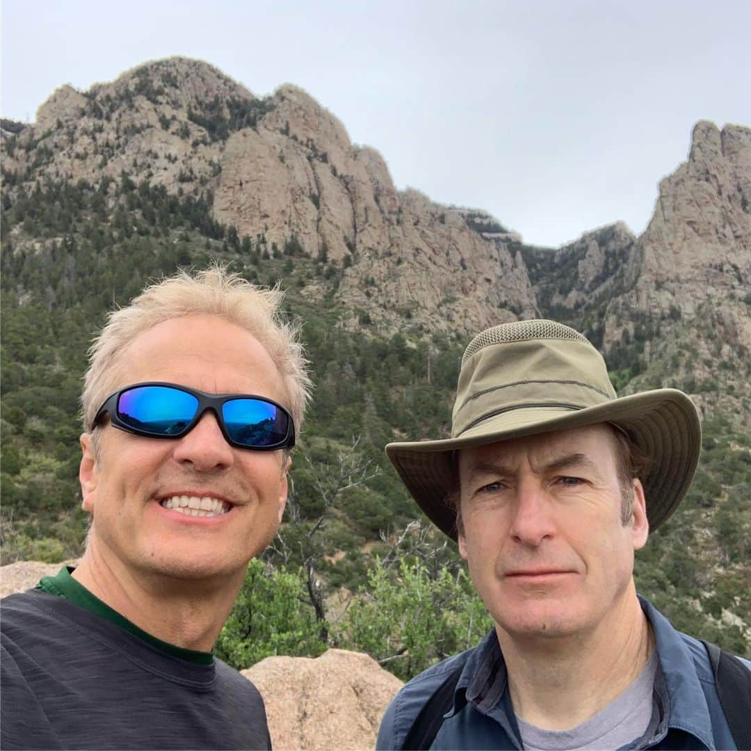 パトリック・ファビアンさんのインスタグラム写真 - (パトリック・ファビアンInstagram)「Me & My Sherpa. 😈 . . . . #hiking #sandia #cibolanationalforest #abq #laluz #bobodenkirk #sunday #bettercallsaul #teamjimmy #teamhamlin @bettercallsaulamc @amc_tv @sonytvofficial @shadyrays」5月20日 5時18分 - mrpatrickfabian