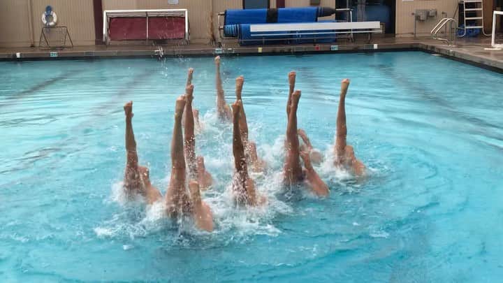 アンドレア・フエンテスのインスタグラム：「Here we go, sound on! 🤖 #USOpen @fina1908 World Series @usasynchront 💪🇺🇸」