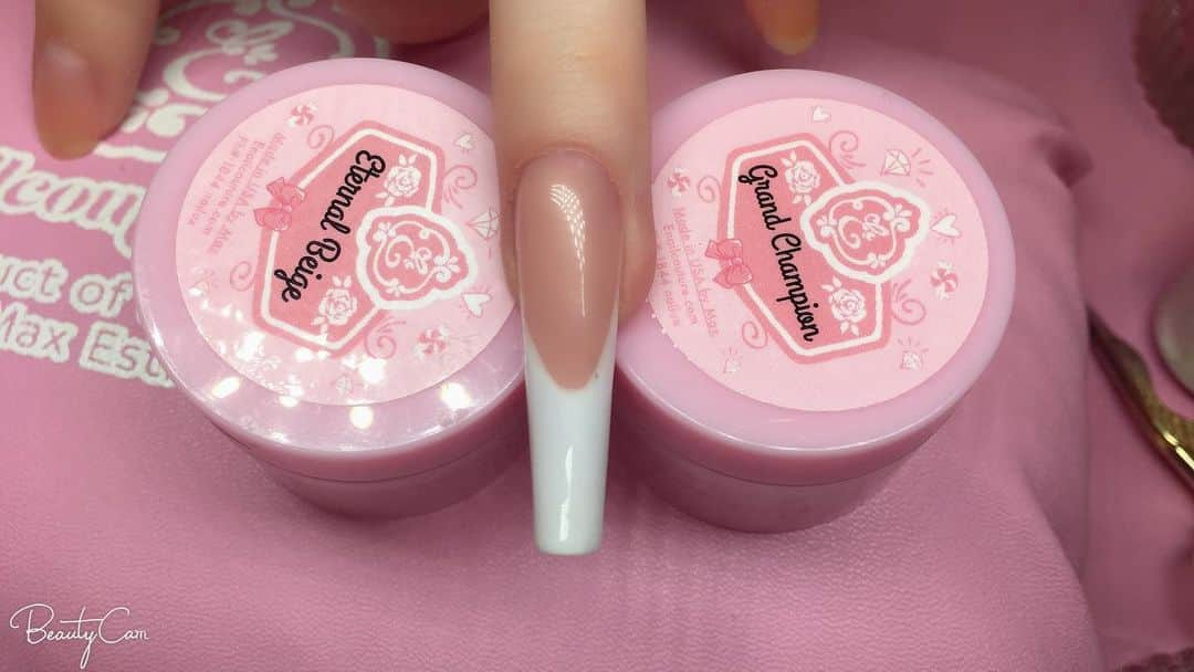 Max Estradaさんのインスタグラム写真 - (Max EstradaInstagram)「Enailcouture.com French acrylic sculpture nail using our famous cotton candy monomer , eternal beige and grand champion white with vanilla macaroon brush ! Enailcouture.com new luxury diamond carousel !  #ネイル #nailpolish #nailswag #nailaddict #nailfashion #nailartheaven #nails2inspire #nailsofinstagram #instanails #naillife #nailporn #gelnails #gelpolish #stilettonails #nailaddict #nail #💅🏻 #nailtech#nailsonfleek #nailartwow #네일아트 #nails #nailart #notd #makeup #젤네일  #glamnails #nailcolor  #nailsalon #nailsdid #nailsoftheday Enailcouture.com happy gel is like acrylic and gel had a baby ! Perfect no mess application, candy smell and no airborne dust ! Enailcouture.com」5月20日 5時38分 - kingofnail