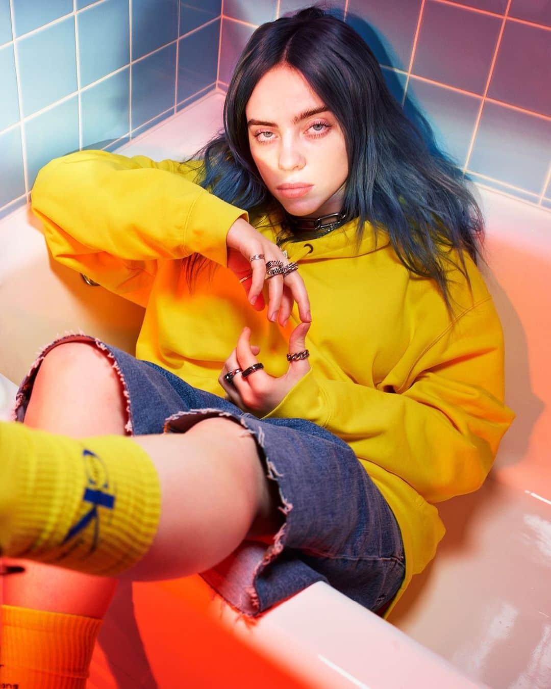 のインスタグラム：「“Sometimes I find it easier to share through music…“ — #BillieEilish ⠀⠀⠀⠀⠀⠀⠀⠀⠀⠀⠀⠀⠀⠀⠀⠀⠀⠀⠀⠀⠀⠀⠀⠀⠀⠀⠀ See more at calvinklein.com/mycalvins ⠀⠀⠀⠀⠀⠀⠀⠀⠀⠀⠀⠀⠀⠀⠀⠀⠀⠀⠀⠀⠀⠀⠀⠀⠀⠀⠀ Photographed by @mario_sorrenti ⠀⠀⠀⠀⠀⠀⠀⠀⠀⠀⠀⠀⠀⠀⠀⠀⠀⠀⠀⠀⠀⠀⠀⠀⠀⠀⠀ #MYTRUTH #MYCALVINS @billieeilish」