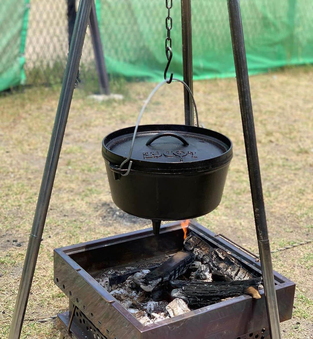 森上亜希子さんのインスタグラム写真 - (森上亜希子Instagram)「昨日はラグビーチームのBBQ！ めっちゃ本格的！ 飯盒炊爨で炊いたお米はとっても美味しかったです！  ラグビー最高🏉  #ラグビー #rugby  #チームスポーツ #teamsports #bbq #飯盒炊爨 #tennis #テニス #teenisplayer」5月20日 6時23分 - akiko_morigami