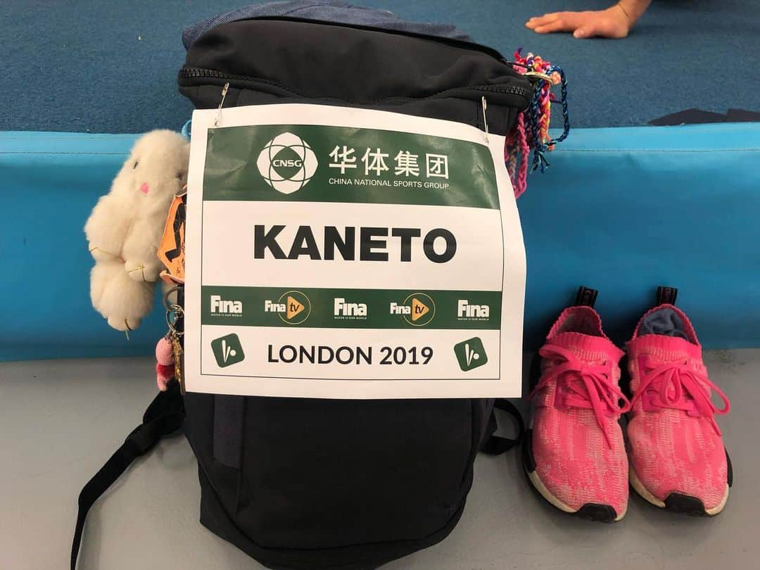 金戸凜さんのインスタグラム写真 - (金戸凜Instagram)「Final leg of DWS in London is over! ・ またまた決勝までいかせてもらえて、またまた５番だったけど、ほんとにすんごい経験をこの２週間のうちにたくさんさせてもらえたなって思います！ ２大会連続の決勝進出は進歩なんじゃないかなって思ってます！ ・ 故障も治しつつ体づくりを１からやり直して、またこの舞台で戦えるように頑張ります！ ・ Thanks for the people who supported me for two weeks! I had a lot of great experience. I will miss you London my dream city!🇬🇧 ・ And great thanks to everybody who took photo with me!!♥️ ワタシったら欲張り😳 ・ ・ #dws #london #diving #2019」5月20日 6時56分 - rin.kaneto