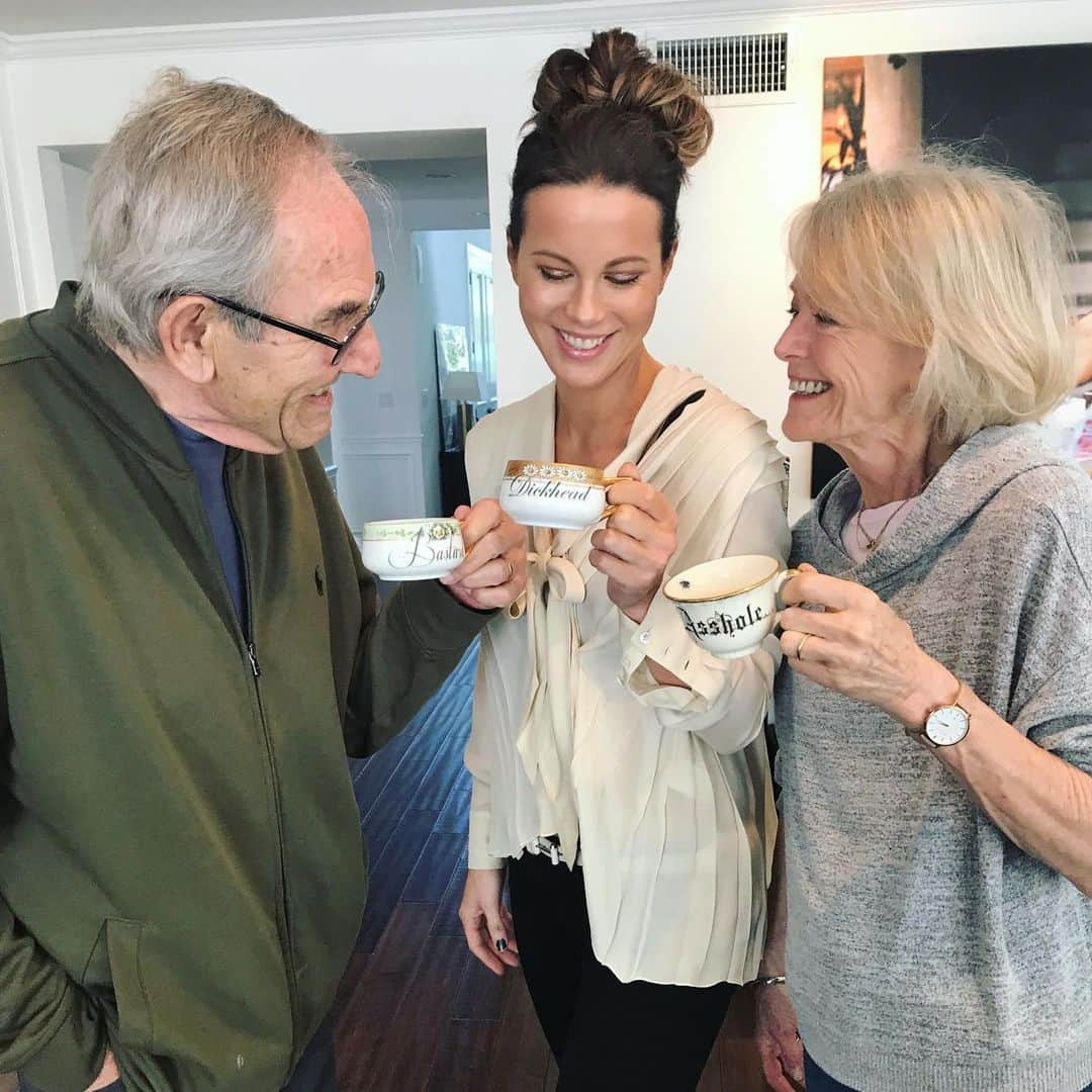 ケイト・ベッキンセイルさんのインスタグラム写真 - (ケイト・ベッキンセイルInstagram)「What a fam what a fam ❤️」5月20日 7時10分 - katebeckinsale