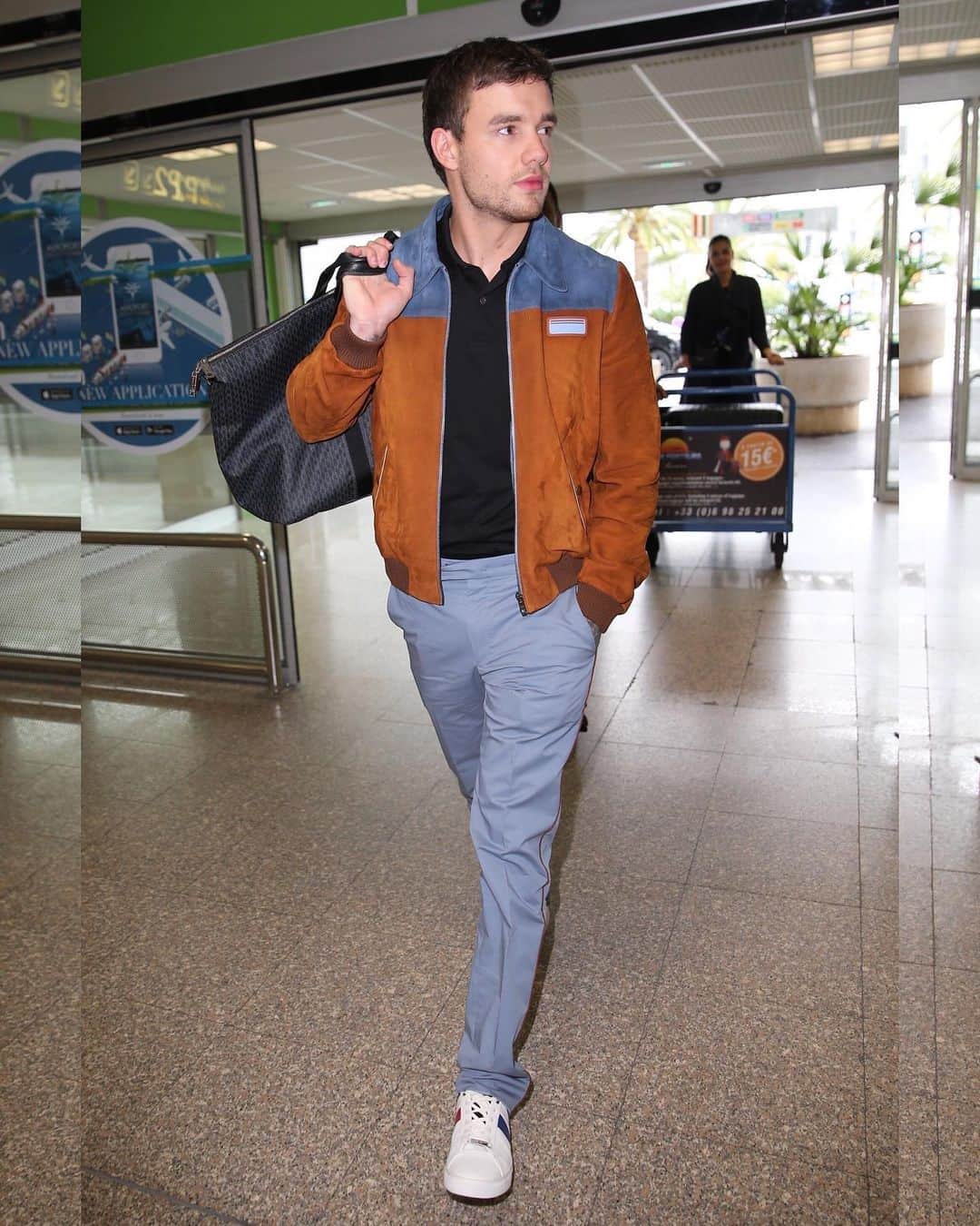 Just Jaredさんのインスタグラム写真 - (Just JaredInstagram)「@liampayne looks stylish while arriving at the airport for a flight out. Tap the link bio for photos of Liam! #LiamPayne Photos: BackGrid」5月20日 7時15分 - justjared