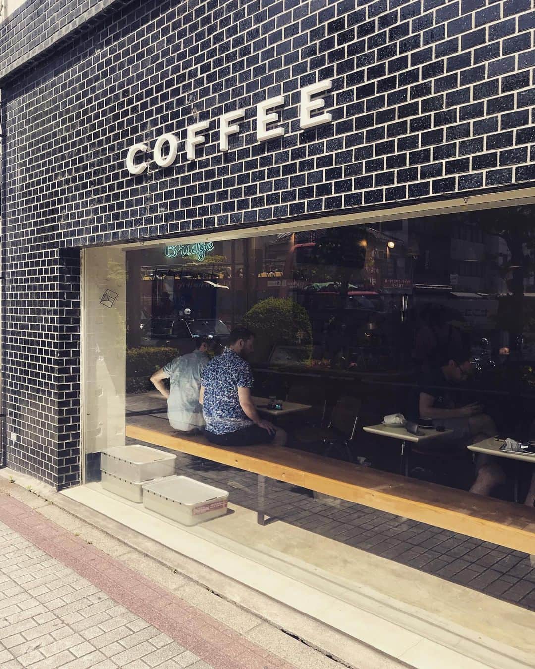 のインスタグラム：「Hisashiburi Bridge @vja  #goodcoffee_bakurocho #goodcoffee_asakusabashi #goodcoffee_tokyo #bridgecoffee #littlenapcoffee」