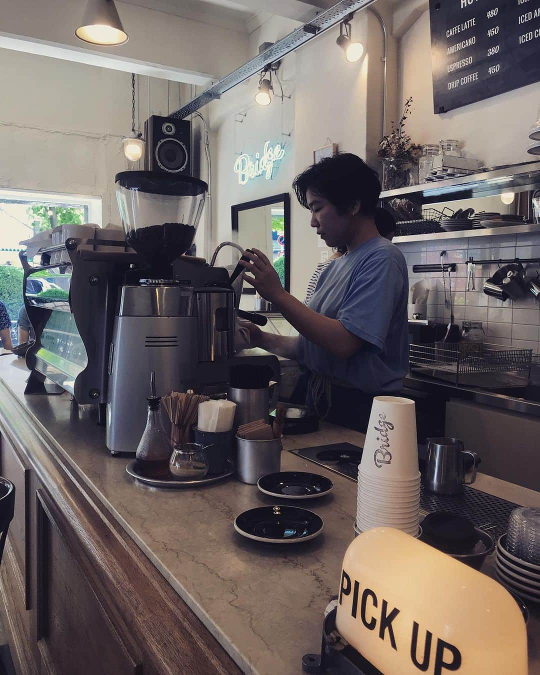 goodcoffeemeさんのインスタグラム写真 - (goodcoffeemeInstagram)「Hisashiburi Bridge @vja  #goodcoffee_bakurocho #goodcoffee_asakusabashi #goodcoffee_tokyo #bridgecoffee #littlenapcoffee」5月20日 7時28分 - goodcoffeeme