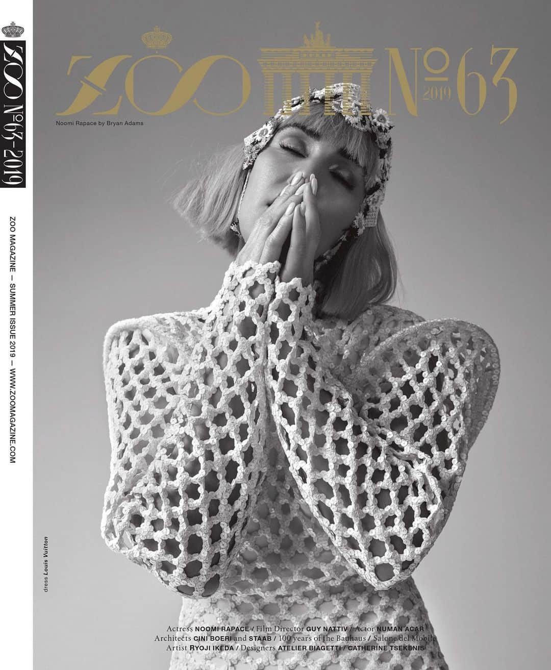 ブライアン・アダムスのインスタグラム：「Some of my photos of the wonderful @NoomiRapace for the cover story of @zoomagazine #63, interview by me. Hair: @tylerjohnstonhair Makeup: @dazzaroid Styling: @majidkarrouch nails: @lucytuckernails art direction #sandorlubbe ♚⁣ #cinema #noomirapace #zoomagazine #zoomagazinephotography www.zoomagazine.com #photobyadams」
