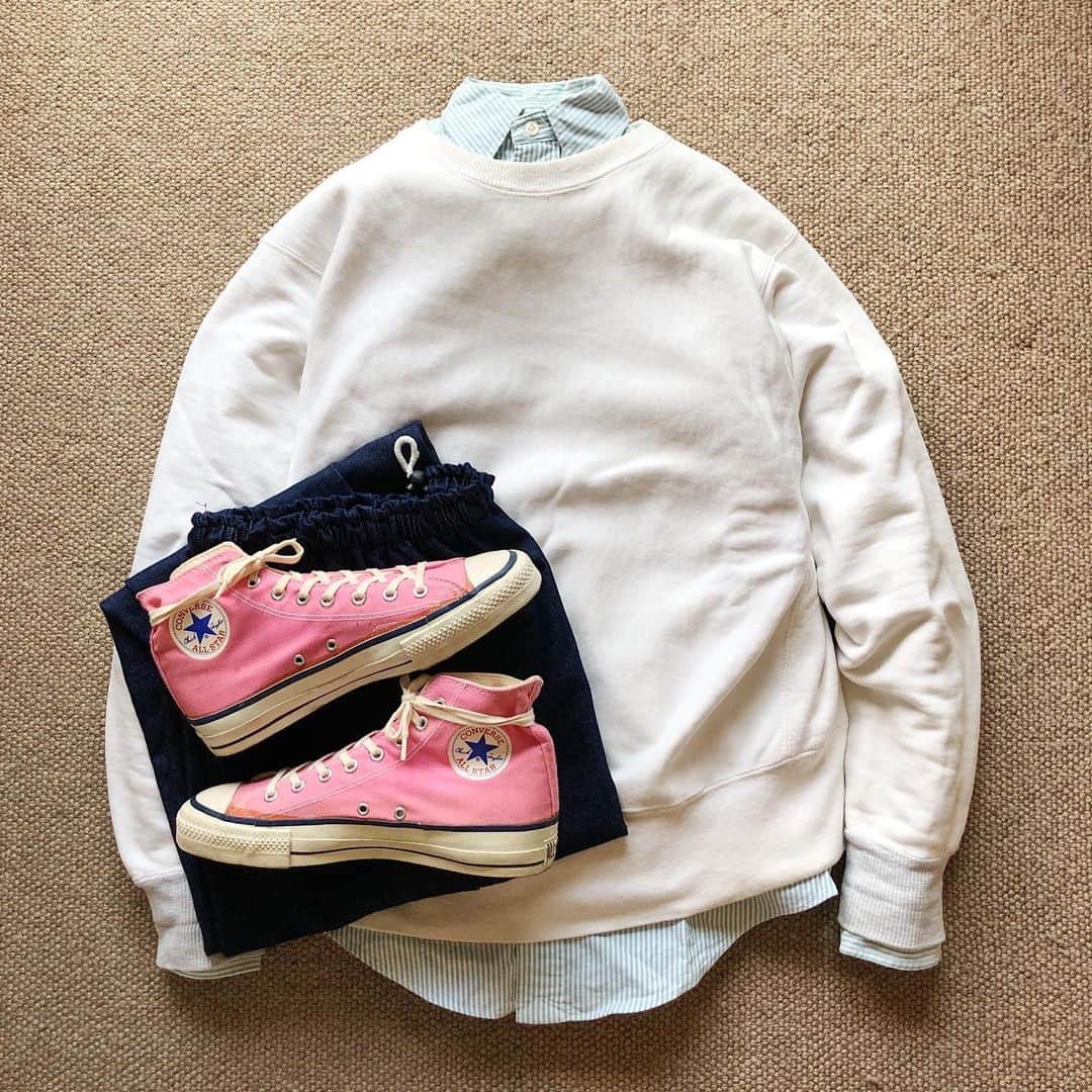 the.daily.obsessionsのインスタグラム：「Today's Outfit. ↓ ＊60's Vintage #Champion "Tataki" Tag 2-Tone #ReverseWeave Sweat Shirt ＊#PoloRalphLauren Stripe Oxford BD-Shirt ＊#ErickHunter Twill Pant Hem Leg Denim ＊80's Vintage #Converse All Star Hi Made in USA」
