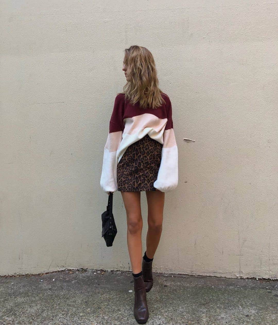 ミンクピンクさんのインスタグラム写真 - (ミンクピンクInstagram)「Slouchy. Sexy. Cool 😍 our girl @jessalizzi wears our Bewilder Chevron Knit and Jive Leopard Cord Skirt - tap to shop or click the link in our bio」5月20日 8時35分 - official_minkpink