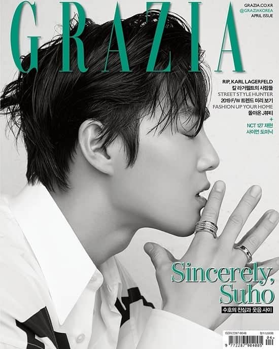 のインスタグラム：「Suho @kimjuncotton 💙 for Grazia Korea April 2019. 📸 by Kim Yeong Jun . . . . . . #수호 #守護 #Suho #김준면 #KimJunMyeon #EXO  #엑소 #エクソ#맞팔 #셀스타그램 #셀카 #얼스타그램 #데일리 #선팔 #인스타그램  #l4l #f4f  #like4like #ootd  #おしゃれ #オシャレ #いいね返し #フォロー #韓国人 #韓国 #セルカ #自撮り #ファッション #フォロー#koreanboy」