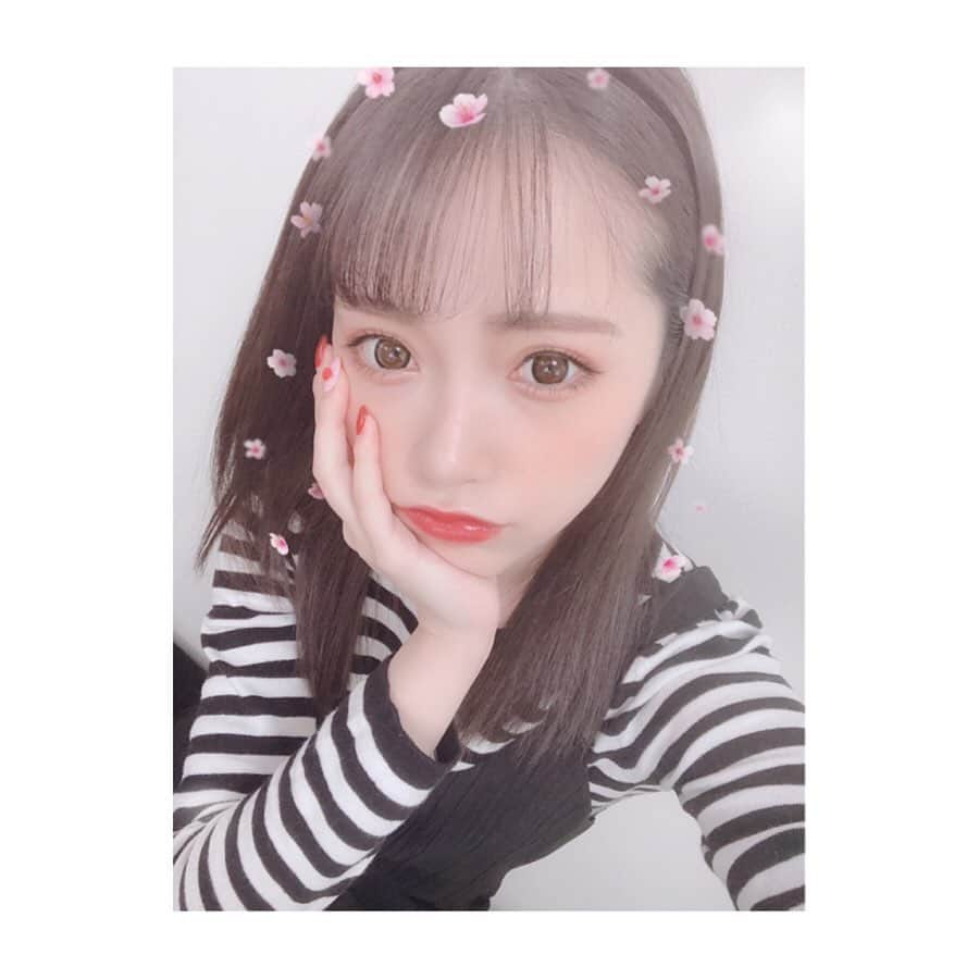 前川琳菜（りなち）さんのインスタグラム写真 - (前川琳菜（りなち）Instagram)「✩‧₊˚ . . おはぴ😬💖 . . #tagsforlikes #instadaily #instalike #instalove #instafollow #japangirl #instagood #instapic #me #selfie #followme #model #smile #팔로우 #소통 #셀카 #셀카그램 #셀카놀이 #셀카타임 #셀피 #셀스타그램 #훈스타그램 #팔로미 #얼스타그램 #모델 #セルカ #自撮り女子」5月20日 9時42分 - rina__maekawa