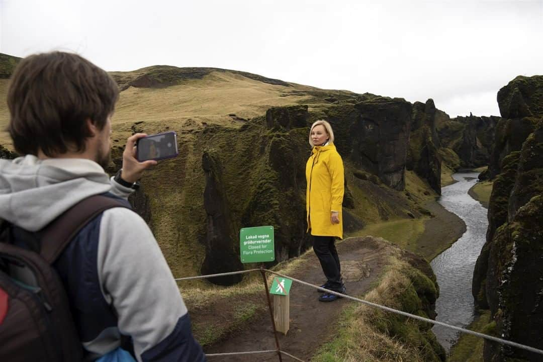 NBC Newsさんのインスタグラム写真 - (NBC NewsInstagram)「#Icelandic environmental officials have had to close off the #Fjadrárgljúfur canyon to protect it from the hordes of Justin #Bieber fans who are now determined to visit the site in #Iceland. Click the link in our bio for details. . 📷 Egill Bjarnason / @apnews」5月20日 10時10分 - nbcnews