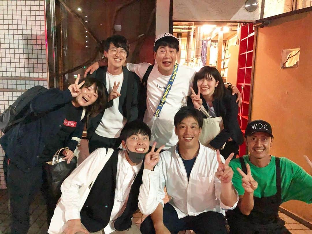 西村真二さんのインスタグラム写真 - (西村真二Instagram)「* ラフレクラン単独ツアー2019『KYONTEST』広島公演ご来場ありがとうございました！きょんが超絶ミスり過ぎて逆にレア回でしたね！打ち上げの焼肉美味すぎだし天谷さん来てくれて最高でした！次は6/9大阪公演です！関西のみなさま是非お越しください！ #ラフレクラン  #KYONTEST」5月20日 11時25分 - shinji_nishimura0630