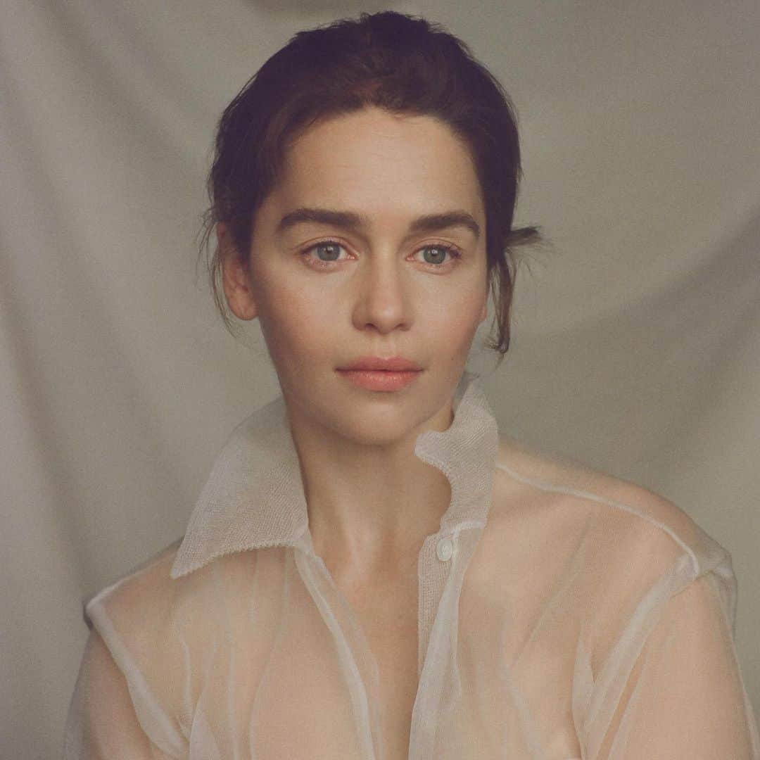 The New Yorkerさんのインスタグラム写真 - (The New YorkerInstagram)「After eight seasons, the TV show and cultural phenomenon “Game of Thrones” has come to an end. Sarah Larson spoke with Emilia Clarke about the final episode, the fate of Daenerys Targaryen, and her message to all the girls named Khaleesi. Read the full interview by tapping the link in our bio. Photograph by Carlota Guerrero for The New Yorker.」5月20日 11時33分 - newyorkermag