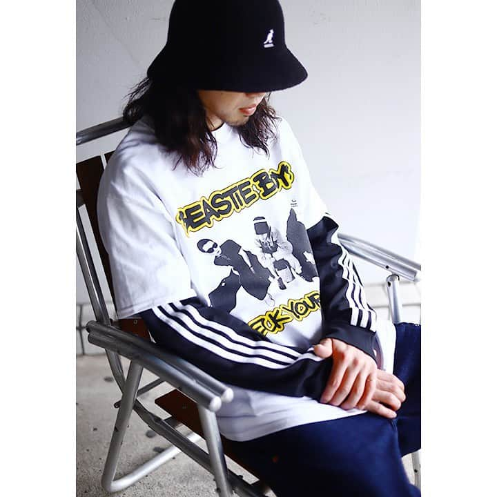 ARK STATESさんのインスタグラム写真 - (ARK STATESInstagram)「styling  BRAND：RAP TEES NAME：2PAC PHOTO S/S TEE PRICE：¥6,500+tax  #raptees #ラップティーズ  #hiphop #2pac  #arknets#arkstates #arkvintage  #fashion #ファッション #springsummer #springsummer19  #levisengineered #levisengineeredjeans  #kangol #adidasoriginals #vans」5月20日 12時13分 - arkstates