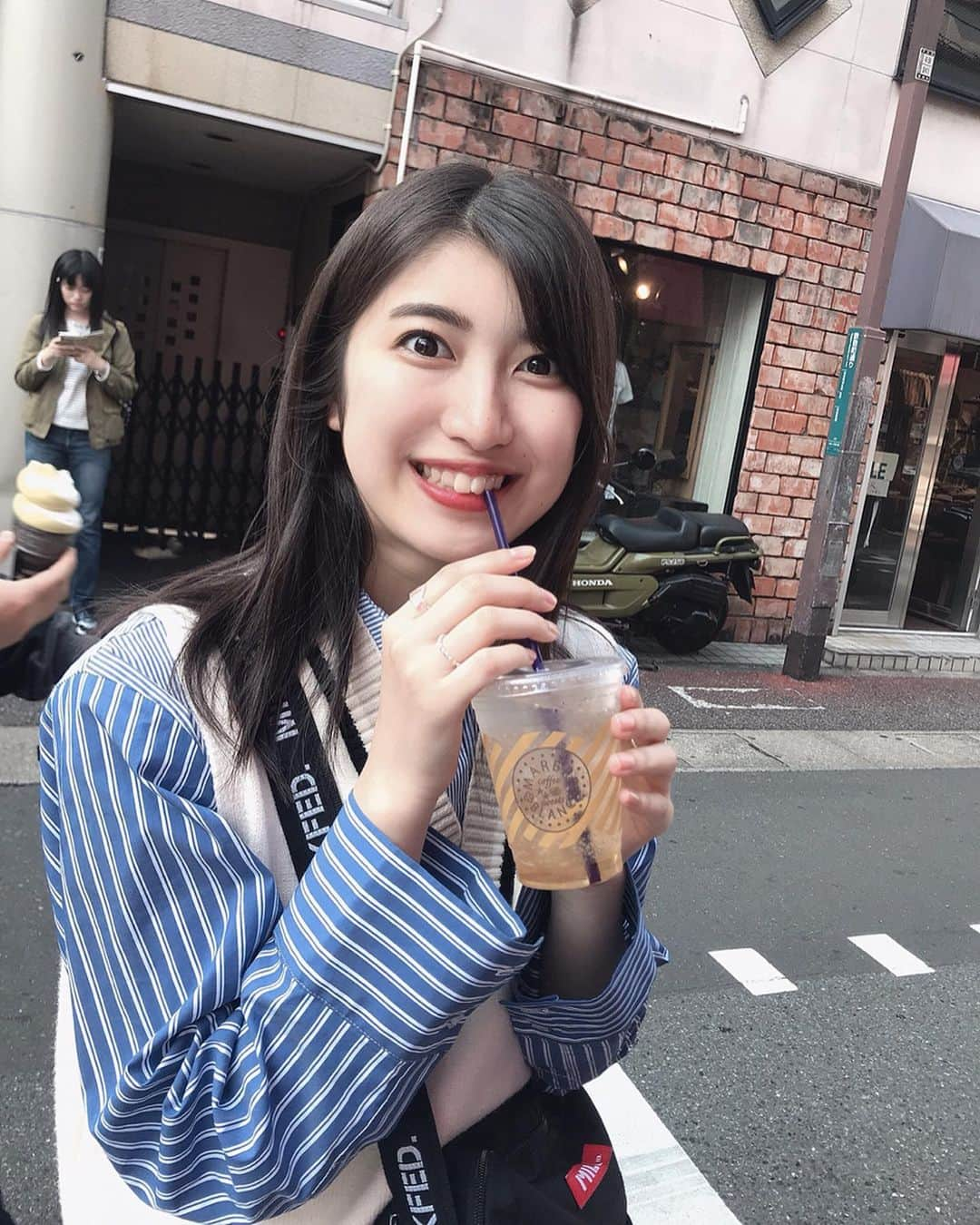 吉田華恋さんのインスタグラム写真 - (吉田華恋Instagram)「レモネード飲んでからのおいしいい！なってるとこ🥺  #lemonade #marbreblanc」5月20日 22時09分 - karen_yoshida_8