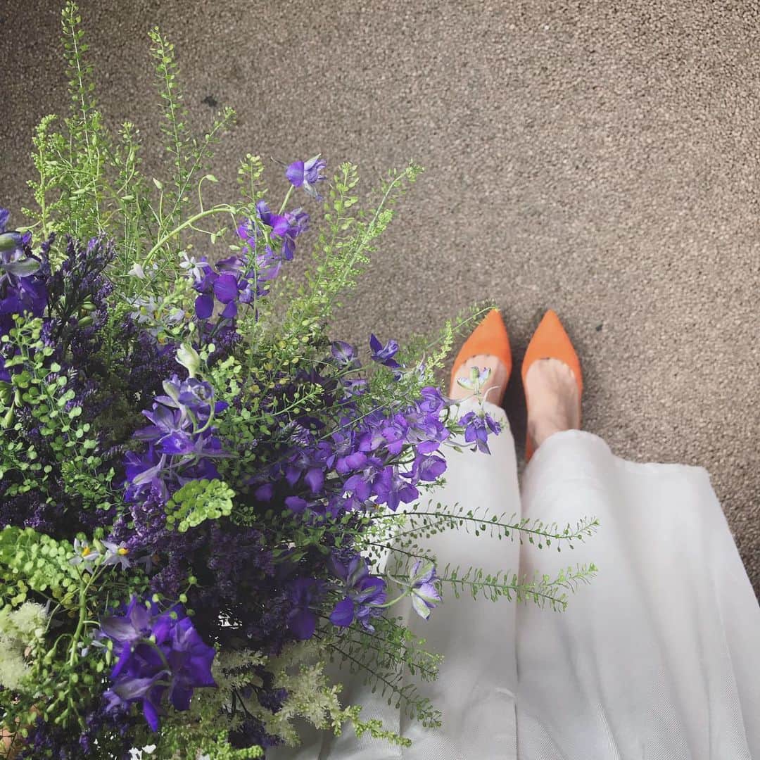 畑野ひろ子のインスタグラム：「@willgarden_official  デリバリーフラワー。  #flower #flowers #bouquet #willgarden」