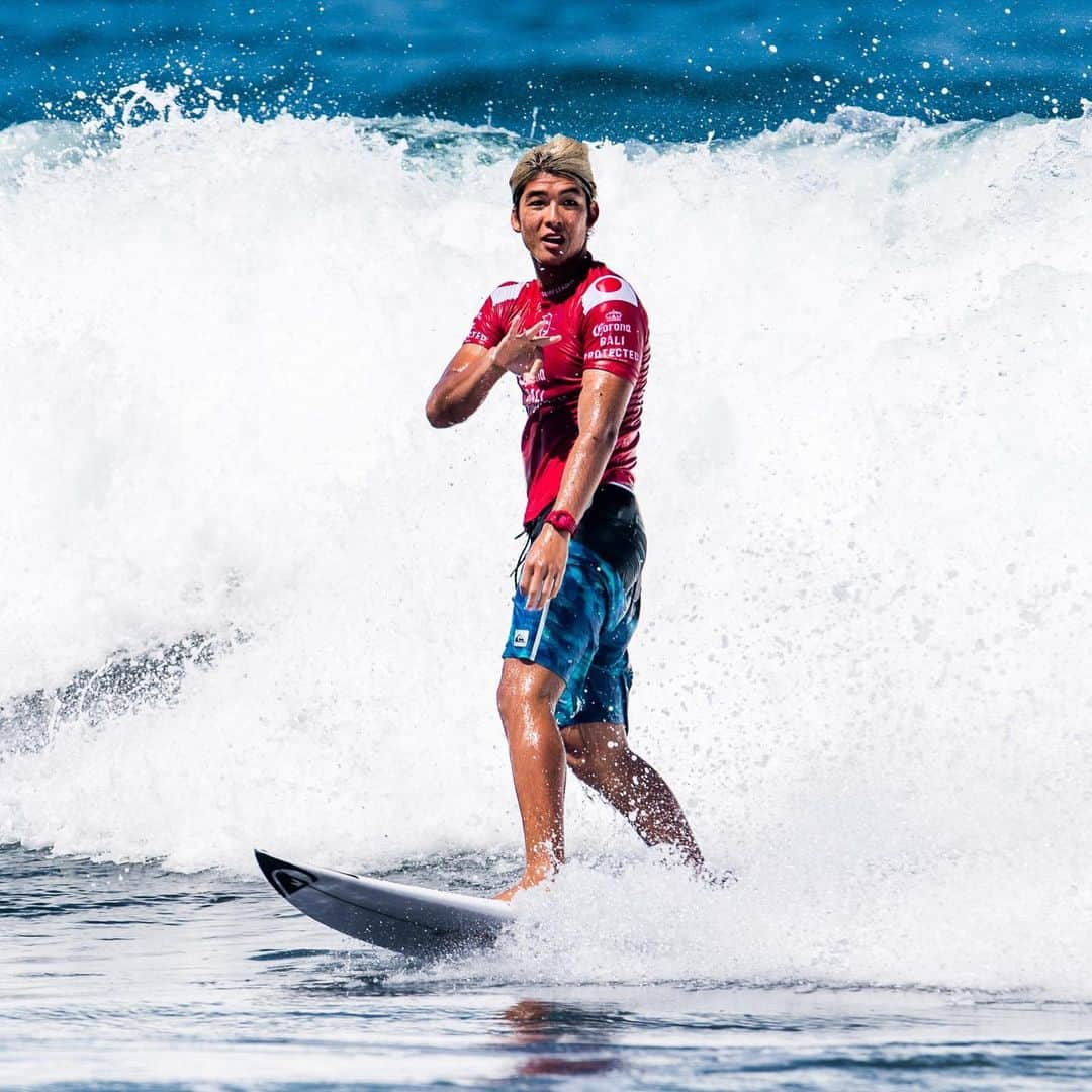 五十嵐カノアさんのインスタグラム写真 - (五十嵐カノアInstagram)「Into finals day. Some big heats today in epic conditions. #triplefromdowntown 👌🏽 @badboyryry_」5月20日 22時22分 - kanoaigarashi