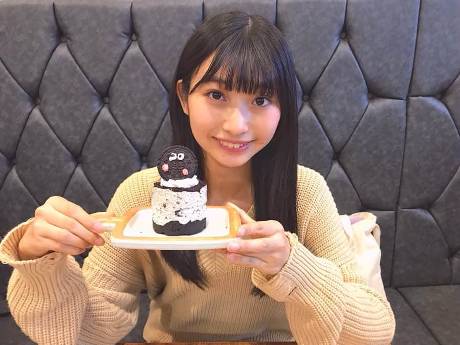 本島莉々果さんのインスタグラム写真 - (本島莉々果Instagram)「⋆⑅ ⋆⑅ ⋆⑅ CAFE de BINGSU オレオケーキ ⋆⑅ 新大久保のカフェでかわいいケーキ🍰美味しかった🤤 ⋆⑅ ⋆⑅ #cafedebingsu  #オレオケーキ  #新大久保カフェ #新大久保cafe  #新大久保 #shinookubo」5月20日 22時33分 - motoshimaririka