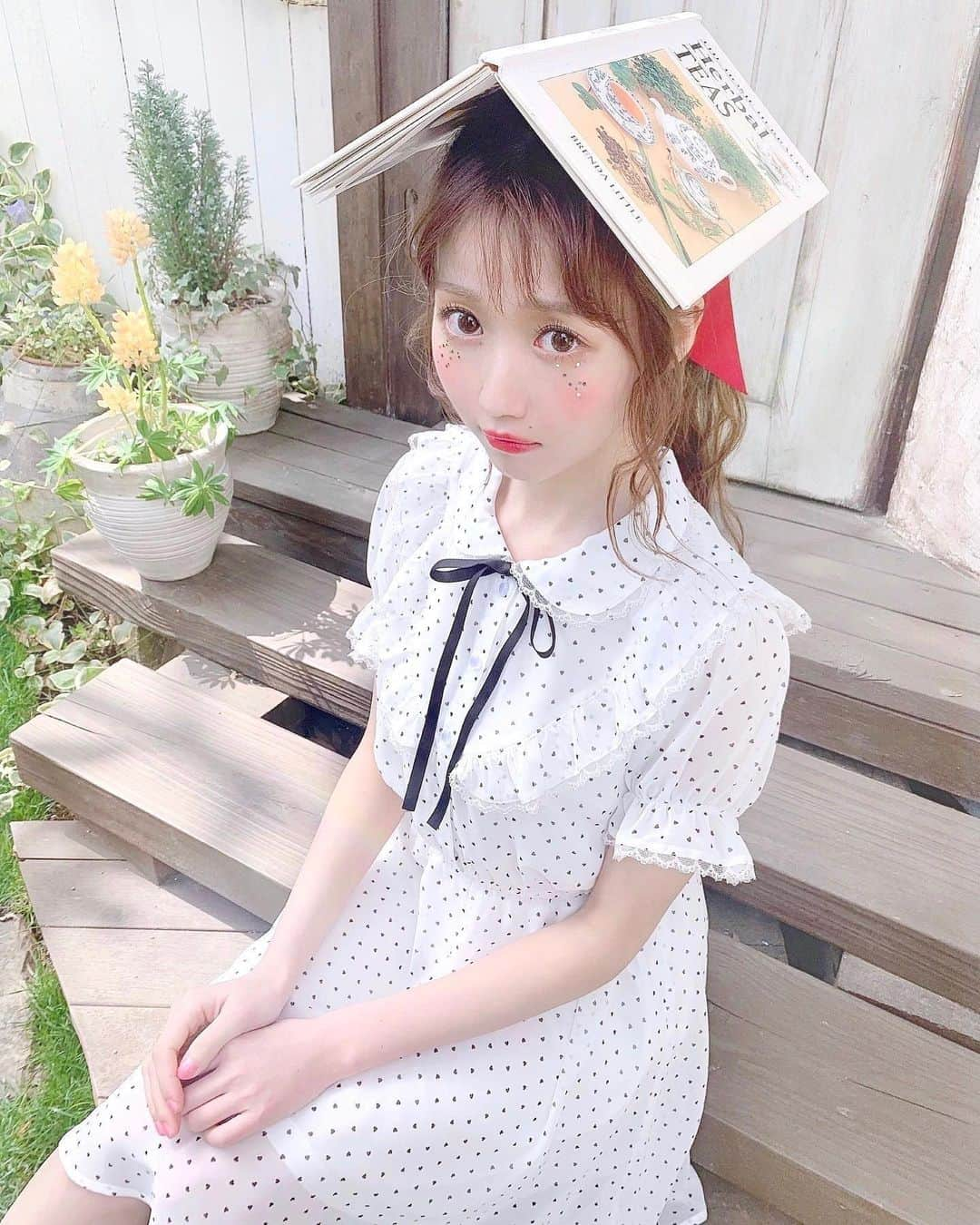 大谷映美里さんのインスタグラム写真 - (大谷映美里Instagram)「🍒💌🍒💌 ㅤㅤㅤㅤㅤㅤㅤㅤㅤㅤㅤㅤㅤ シフォン素材のふわふわワンピース❤︎ 夏が楽しみだねぇ🍓 ㅤㅤㅤㅤㅤㅤㅤㅤㅤㅤㅤㅤㅤ #honeycinnamon #ハニーシナモン」5月20日 22時44分 - otani_emiri