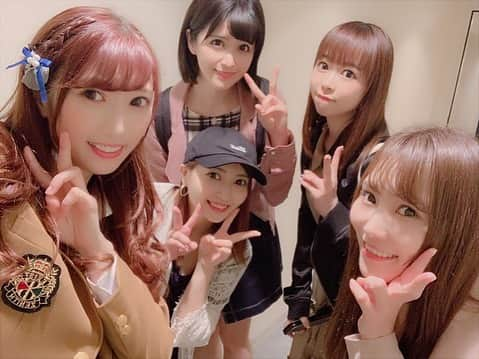 愛迫みゆさんのインスタグラム写真 - (愛迫みゆInstagram)「#俺ヤン 全10公演 ありがとうございました❣️ 素敵な作品、素敵なキャストさん、素敵な演出✨ 本当に最高の作品に出会えて幸せです！！！ 仲間への想い、熱い気持ち 色んなことを考えさせれました！！！✨ #虹色の飛行少女 無事復活しました(*´ω｀*)🌈 男性キャストさんの女の子のファンの方たちも 虹ひこ好きになってくれたりすっごく優しくて感動😢🥺💓 これからも虹ひこ、葵木綿子の応援も よろしくお願いします📣💙 6/8の愛迫フェスにも 虹ひこでるよー！！！✨ かなかなとは2人でのコラボも💓 ほかのメンバーとのコラボも！！？✨ ぜひ遊びにきてね💓  本当に本当にありがとうございました❣️☺️ この経験も自分に生かしていきたいです！！！✨ 俺ヤン最高！！！」5月20日 22時46分 - aisakomiyu