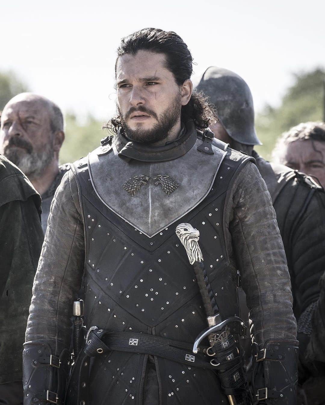 Just Jaredさんのインスタグラム写真 - (Just JaredInstagram)「Kit Harington is sharing his thoughts on [SPOILER]’s shocking death in the “Game of Thrones” series finale. Tap this photo at the LINK IN BIO to read the interview now. #KitHarington #JonSnow #GameOfThrones Photo: HBO」5月20日 14時17分 - justjared