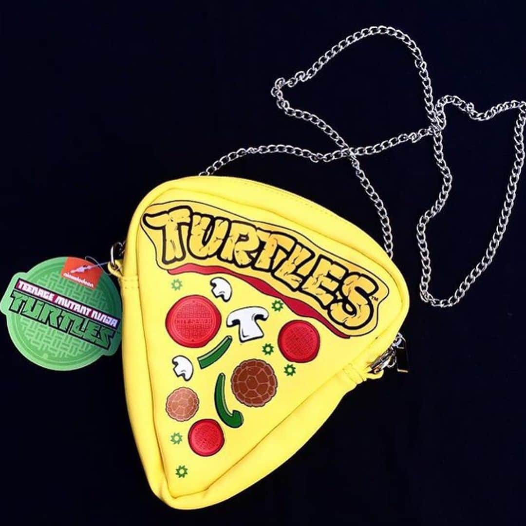 おもちゃやSPIRALさんのインスタグラム写真 - (おもちゃやSPIRALInstagram)「TURTLES PIZZA BAG 入荷しました！  4500円です！」5月20日 14時35分 - spiral_toy