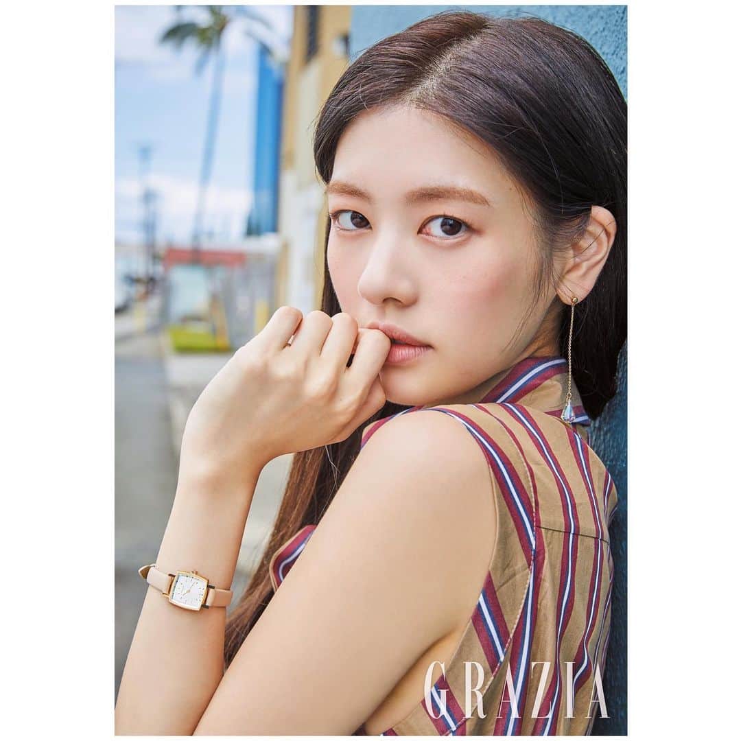 チョン・ソミンのインスタグラム：「#graziakorea in hawaii🌴」