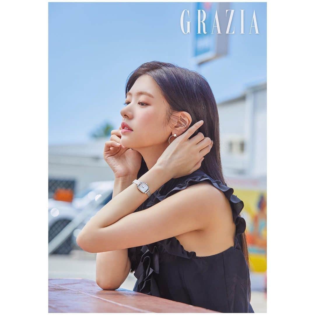 チョン・ソミンのインスタグラム：「#graziakorea in hawaii🌴」