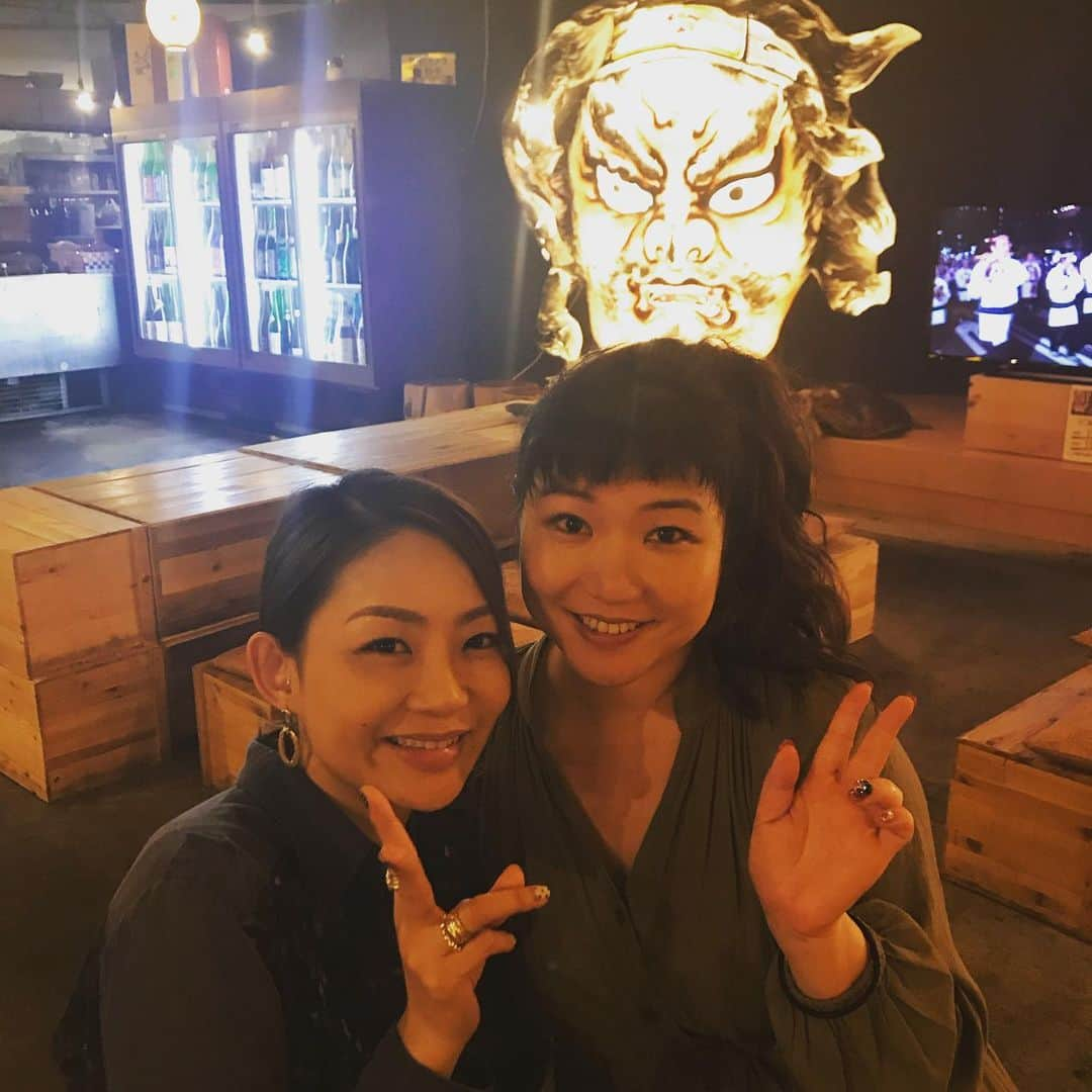 宮本美季さんのインスタグラム写真 - (宮本美季Instagram)「もの凄く盛り上がった青森。会場の熱気が凄かったです！！そして打ち上げで頂いたあのお刺身の盛り合わせは圧巻でした。ねぶた祭、いつか見てみたいなぁ😍 素敵な思い出をありがとうございました😊  #鈴木雅之  #青森公演  #海の幸  #ねぶた  #バーのネーミングセンス」5月20日 15時01分 - mikivoice