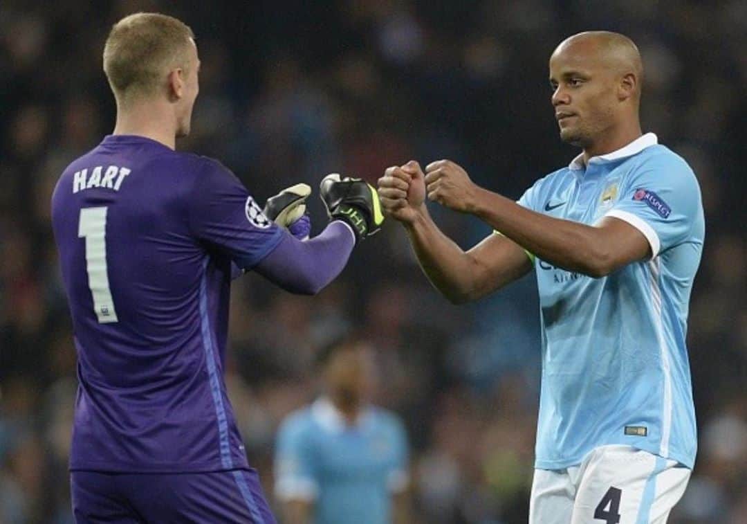 ジョー・ハートのインスタグラム：「@vincentkompany is a born leader. On and off the pitch I’ve enjoyed your kompany ... time for you to go and share the endless knowledge you have stored in that massive head of yours 😏 you are  a lunatic but that’s why you are the special man that you are. People of @mancity will always love you and they only know the half of it ... good luck with the new adventure and keep on inspiring . Always supporting .. Hartdog ❤️」