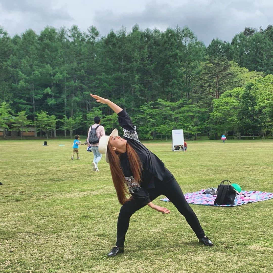 のインスタグラム：「たぶん合ってる  Metis  #ヨガ#世界遺産yoga#Metis#officeONELOVE#自然#感謝」