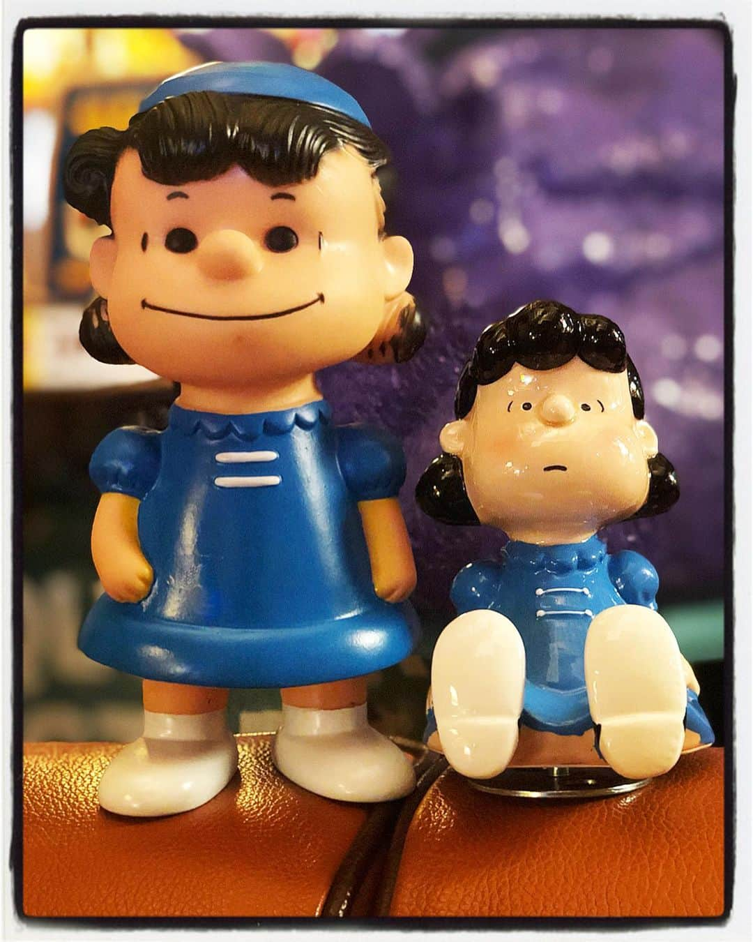 大川知英さんのインスタグラム写真 - (大川知英Instagram)「59's PEANUTS Hunger Ford Lucy 昨日ルーシーの服のイエローオリジナルカラーをブルーに塗装👨🏽‍✈️ 完璧なプロの方の仕上がりからの光沢仕上げは素人のあたくし🌞 当たり前だけど、やはりムラが出る🚬 やってみると、プロの凄さが分かる❗️ ありがとうございました🙇‍♂️ #peanuts#hungerhord#59s#lucy #好きなブルーに塗装#最高だ #光沢仕上げ#プロの凄さ#可愛い #amecajiboys #takatsubase」5月20日 16時05分 - zupposi_swamp