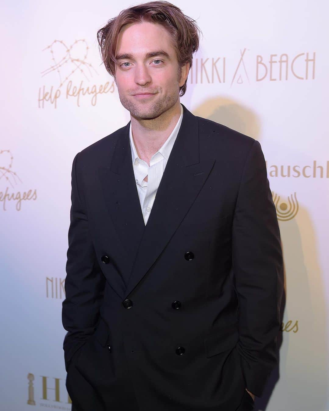 Just Jaredさんのインスタグラム写真 - (Just JaredInstagram)「Robert Pattinson suits up for an event held during @festivaldecannes! #RobertPattinson #CannesFilmFestival Photo: Getty」5月20日 16時20分 - justjared