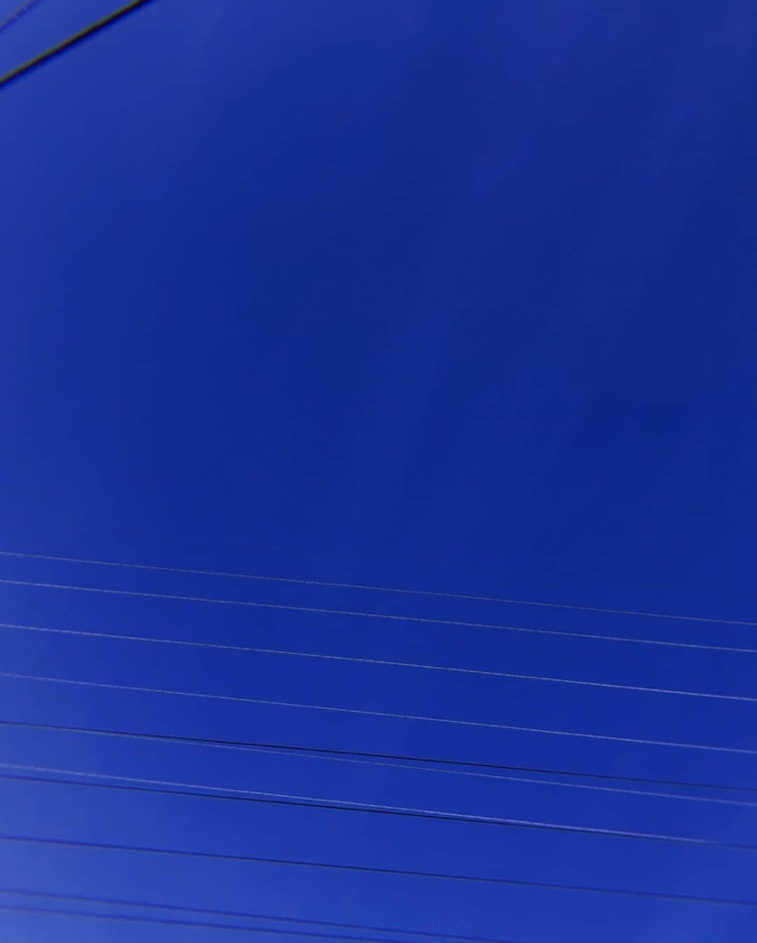 市川美織さんのインスタグラム写真 - (市川美織Instagram)「電線がいっぱい交わってたりするの結構好きかも。。」5月20日 16時56分 - miori_ichikawa