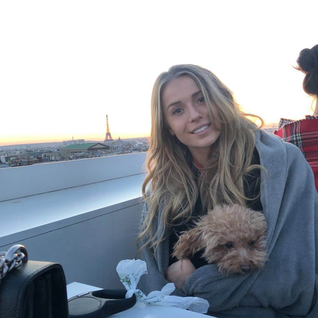 エミル・クラフトのインスタグラム：「Happy birthday my love ❤️」
