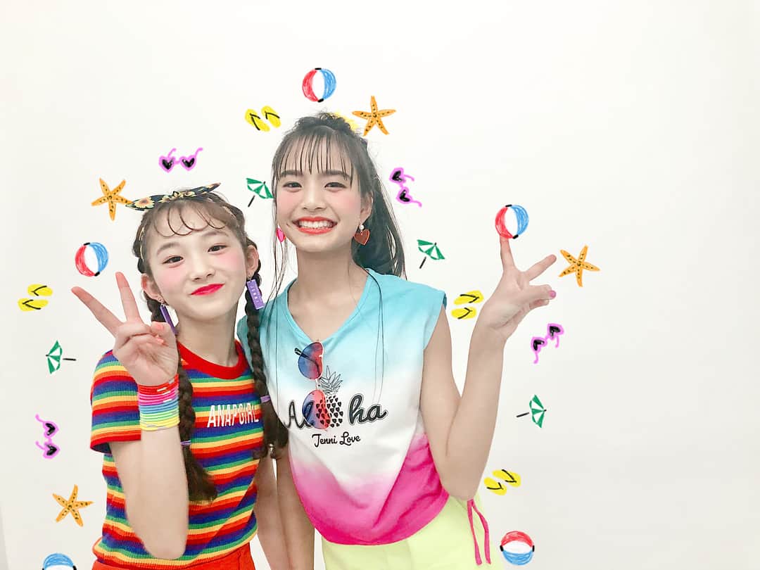 ニコ☆プチさんのインスタグラム写真 - (ニコ☆プチInstagram)「🌙♡🌈 6月号のカップリング連さいには キャラが濃いで今話題の😂笑 ヅキココが登場~(๑˃̵ᴗ˂̵)🍒 . . コスプレなどしていただいた。笑 せっかくなので今日俺ダンスも踊ってもらったよ！ ARアプリをダウンロードして誌面にかざすと 2人のダンスが見れるので そちらもチェックしてみてねっっ😳🧡 . . #井口虹姫  #美月  #キラチャレ組 #アッと驚くAR #でアプリダウンロードしてね #プチコレのココダンスかっこよかったぁ🤩」5月20日 17時40分 - nicopuchi_official
