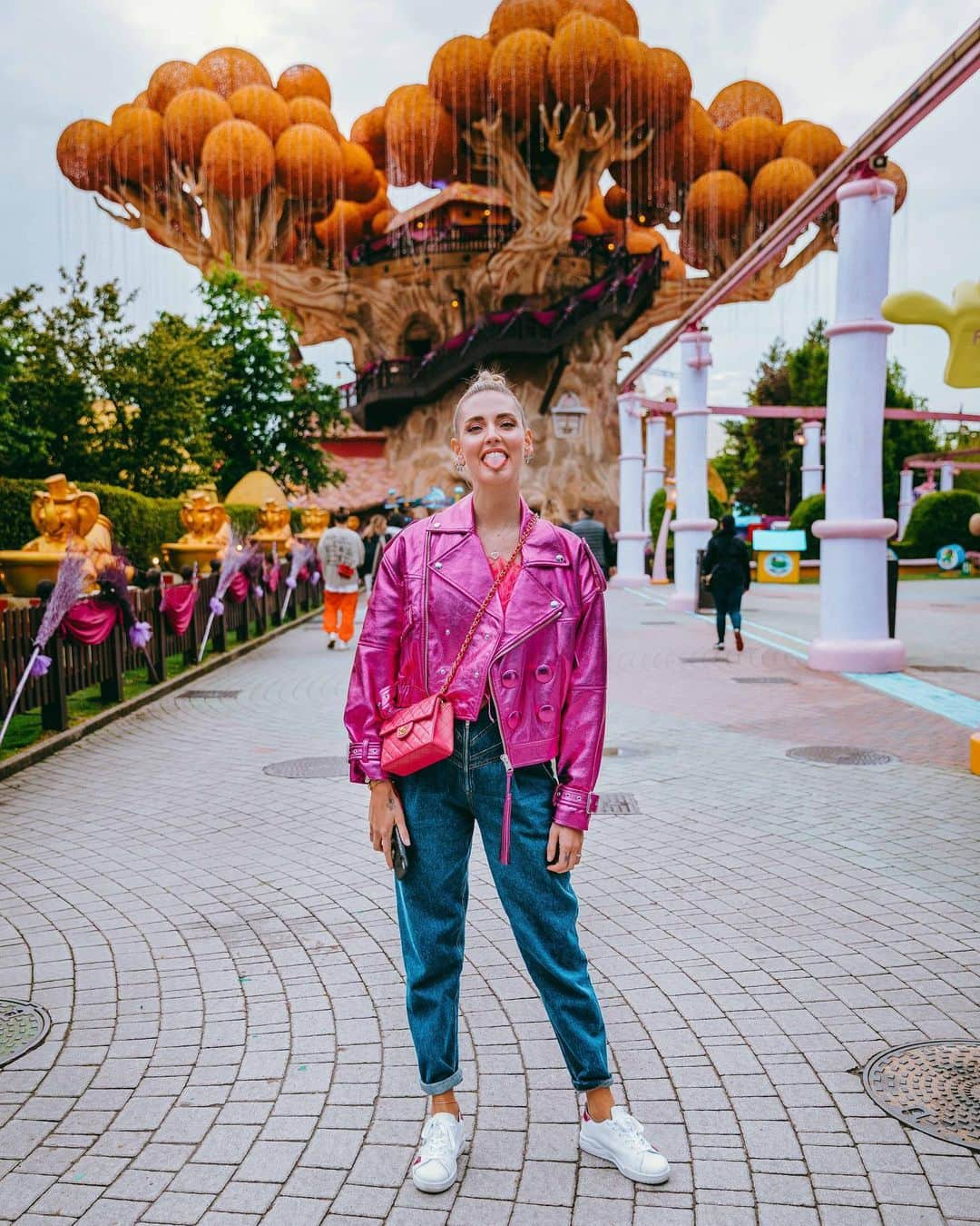 キアラ・フェラーニさんのインスタグラム写真 - (キアラ・フェラーニInstagram)「#ChiaraLand part I 🎢🎠🎡」5月20日 17時56分 - chiaraferragni