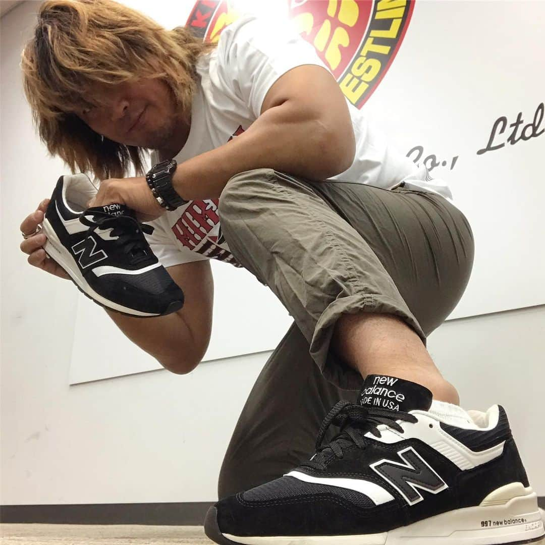 棚橋弘至さんのインスタグラム写真 - (棚橋弘至Instagram)「#newbalance #m997 #アメリカ製🇺🇸 #キモ撮り 難しい💦 #KIMODORI #RG 先輩リスペクト」5月20日 19時21分 - hiroshi_tanahashi