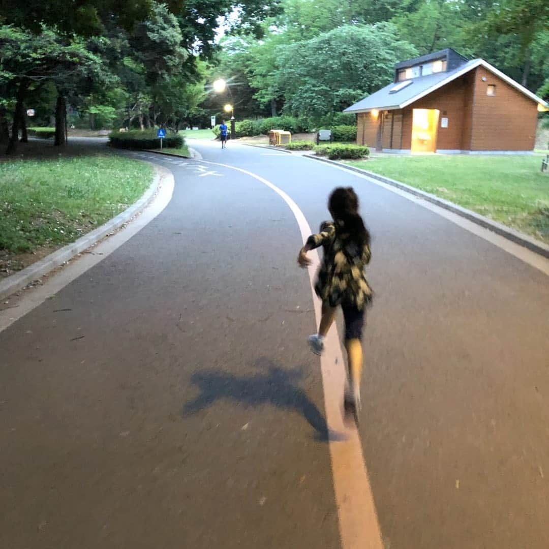 市川海老蔵 （11代目）さんのインスタグラム写真 - (市川海老蔵 （11代目）Instagram)「* Run run run... She runs quite fast  はしるー🏃‍♂️💨 ガチに速いのぉ〜💦 #市川海老蔵 #海老蔵 #成田屋 #歌舞伎  #ABKAI #ABMORI #ebizoichikawa #ebizo #kabuki #thunderparty  #classic」5月20日 20時10分 - ebizoichikawa.ebizoichikawa