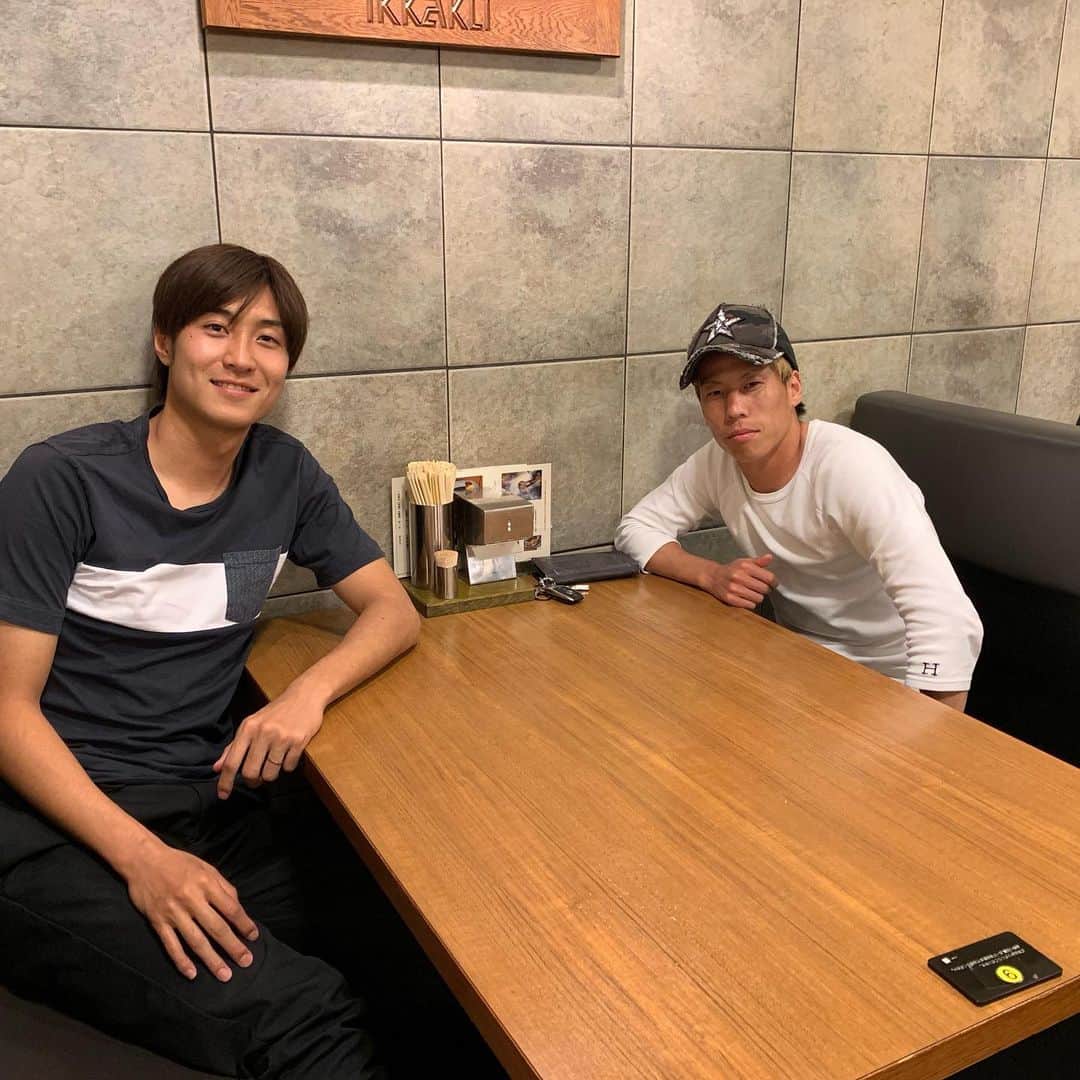 西野貴治のインスタグラム：「ゆうとが香川まで会いに来てくれました🙏 ナイス右足ゴール！笑」