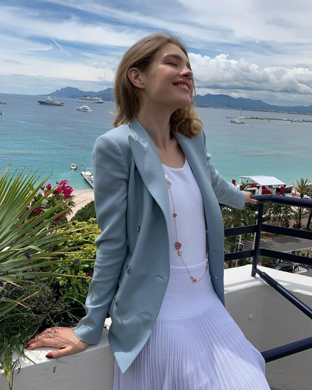 ナタリア・ヴォディアノヴァさんのインスタグラム写真 - (ナタリア・ヴォディアノヴァInstagram)「Goodmorning Cannes 💕🌸」5月20日 20時53分 - natasupernova