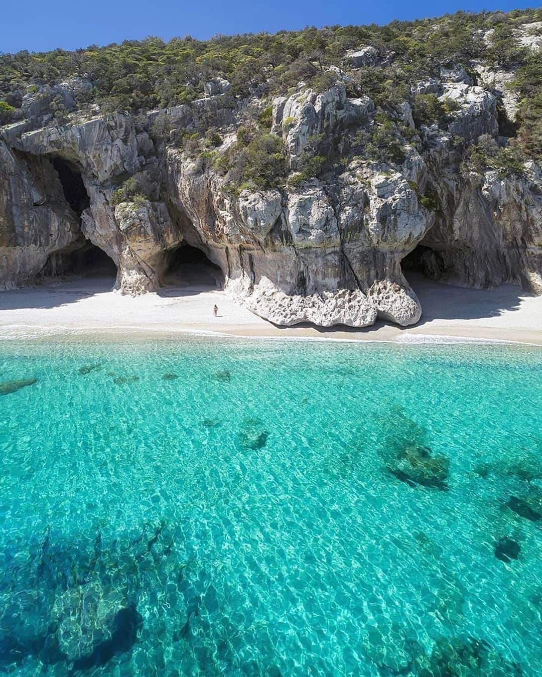 Live To Exploreさんのインスタグラム写真 - (Live To ExploreInstagram)「Sardinia in perspective Photography by @marklions #WeLiveToExplore」5月20日 21時16分 - welivetoexplore