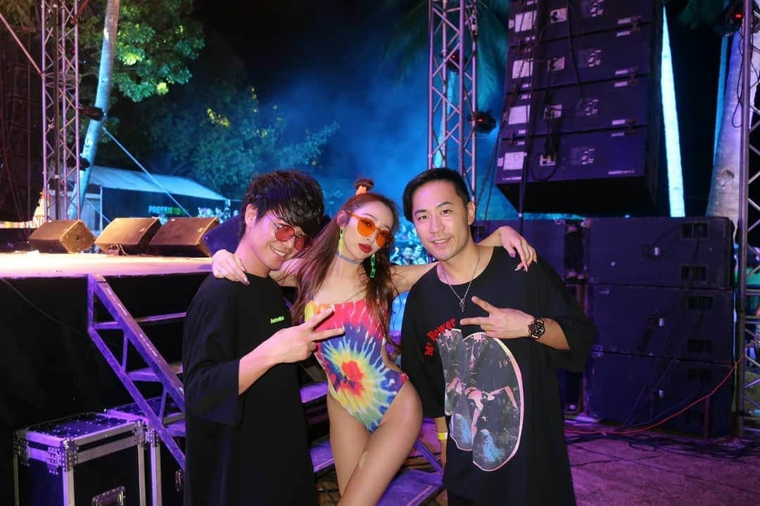 DJ DAIKI（若林大輝）さんのインスタグラム写真 - (DJ DAIKI（若林大輝）Instagram)「Summer madness was lit🔥🔥🔥Thank you very much for everyone!!!Love Philippines🇵🇭❤️See you next time🙌 . 年齢国籍関係なく 音楽で一つになった瞬間 本当に最高でした！！ . Salamat!!!ありがとう！！ 明日帰国します🇯🇵 . Photo by JaCas Photography」5月20日 21時33分 - daiki.wakabayashi