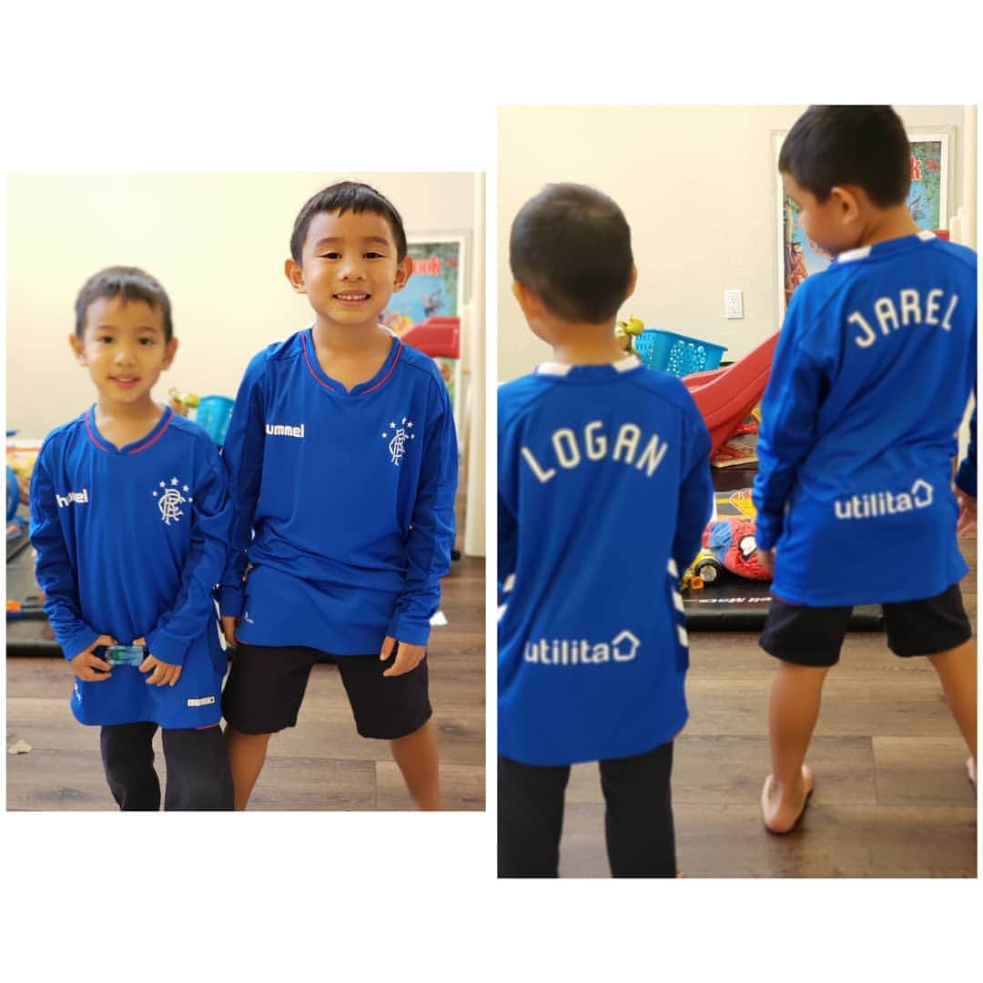 Noito Donaireさんのインスタグラム写真 - (Noito DonaireInstagram)「Thanks @greg3112 for the Rangers Footbal Club personalized jerseys for my boys!  They love their names on the back!! . . #football #glasgow #scotland #soccer #jerseys #personalized #boys #sons」5月21日 8時26分 - nonitodonaire