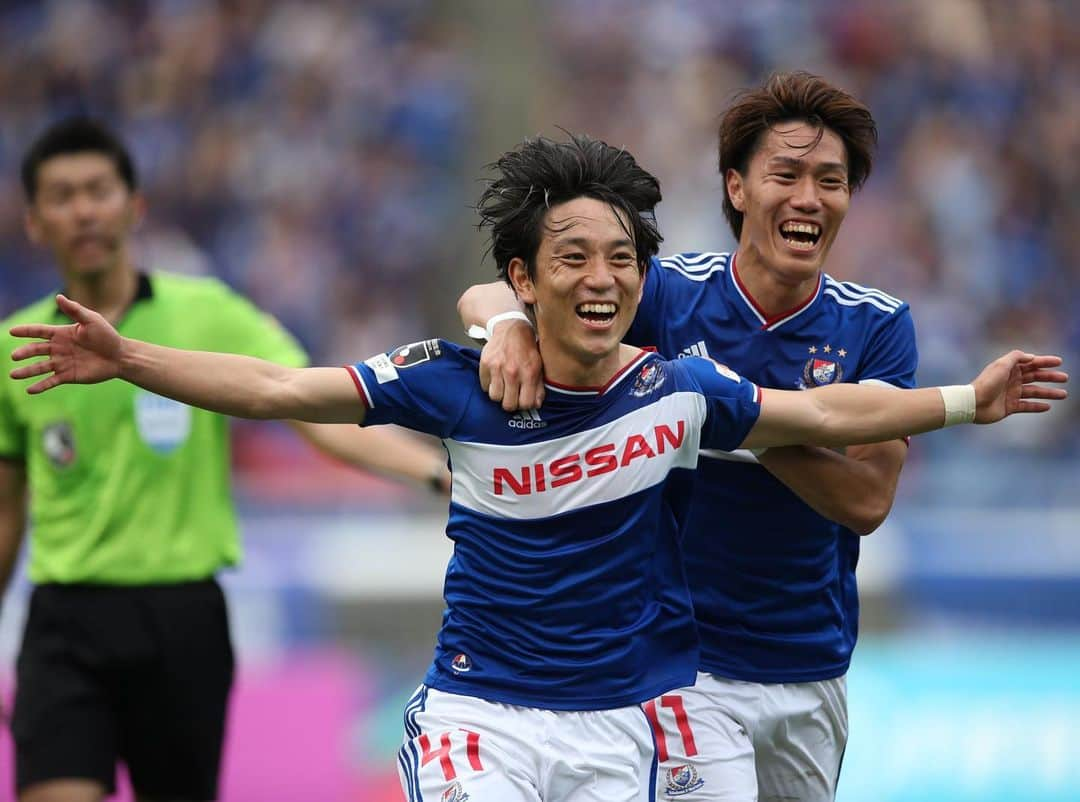 横浜F・マリノスさんのインスタグラム写真 - (横浜F・マリノスInstagram)「Young Guns . #fmarinos #遠藤渓太 #三好康児 #東京五輪 #世代 #youngguns #jleague #Jリーグ」5月21日 7時58分 - yokohamaf.marinos