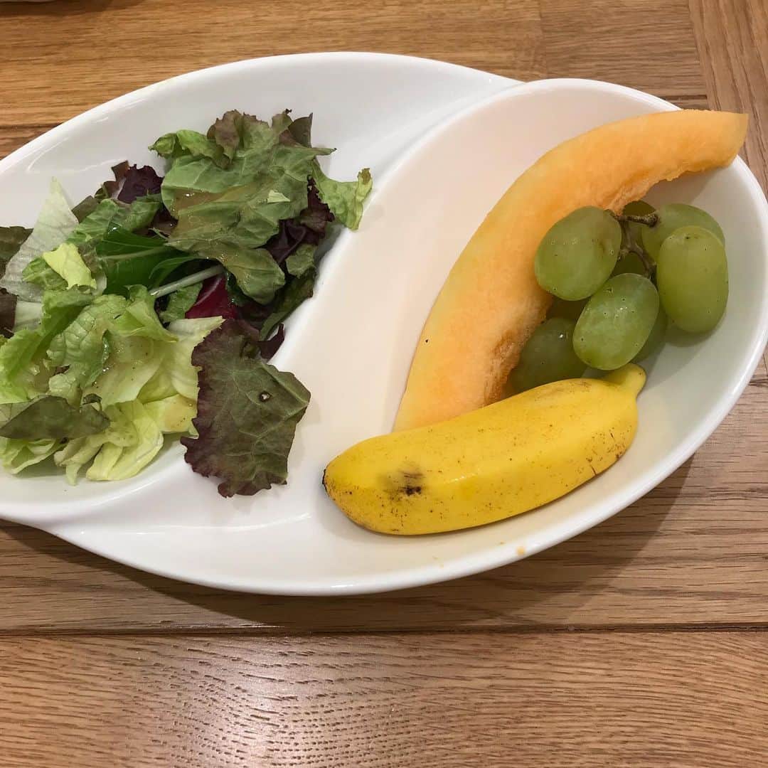 水木一郎さんのインスタグラム写真 - (水木一郎Instagram)「先日初めて食べた牛ハラミのタリアータが食べたくなってスタッフとまた食べに行ったZ! フルーツサンドも美味しかったな〜 #dinner #Fruitdinner #牛ハラミのタリアータ #フルーツサンド #水木一郎  #ichiromizuki」5月21日 8時20分 - ichiromizuki